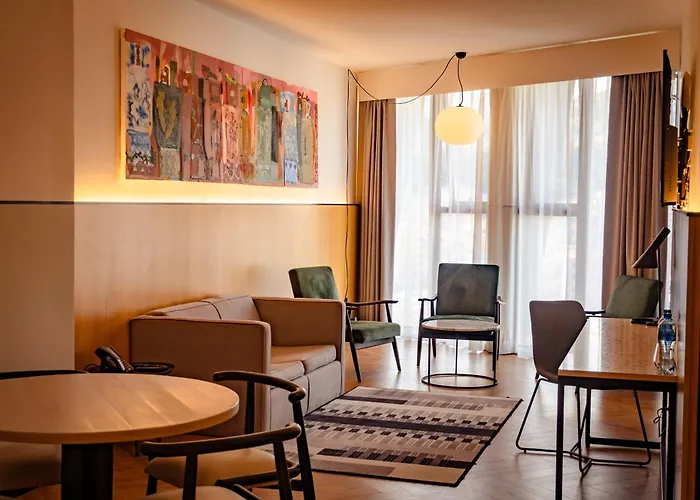 Met Hotel